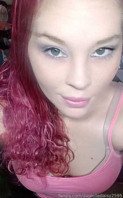 @danielledaisy2595