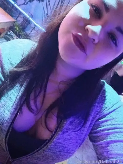 @Danna024