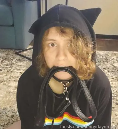 @dannydaydream