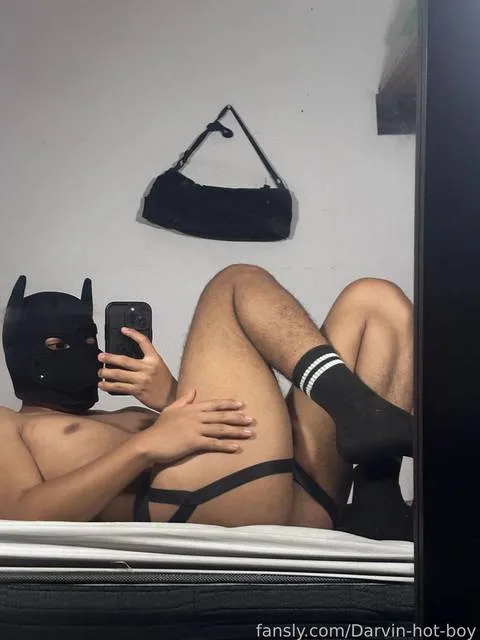 @Darvin-hot-boy