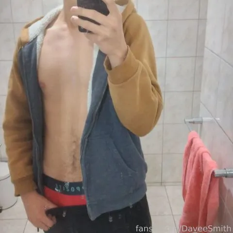 @DaveeSmith