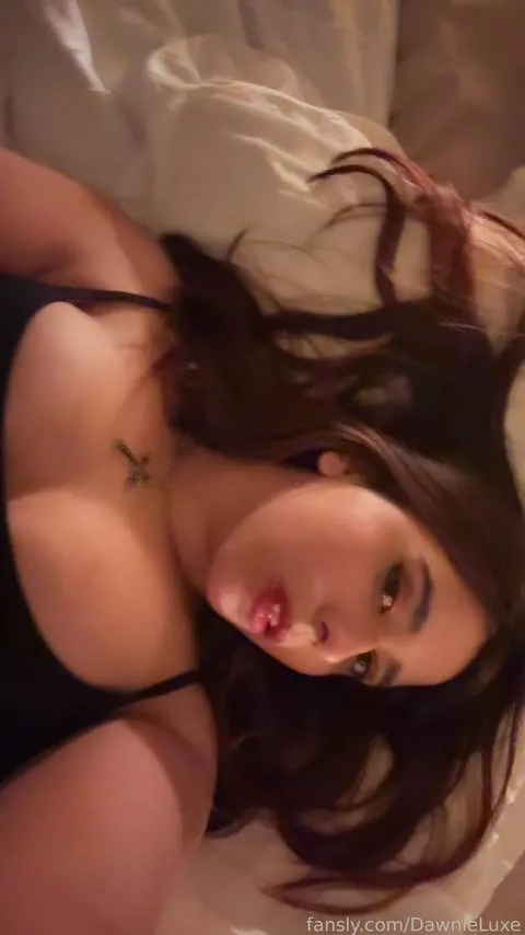 @DawnieLuxe