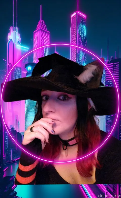 @dead_girly