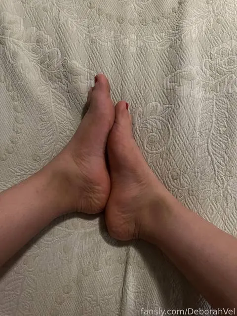 @DeborahVel