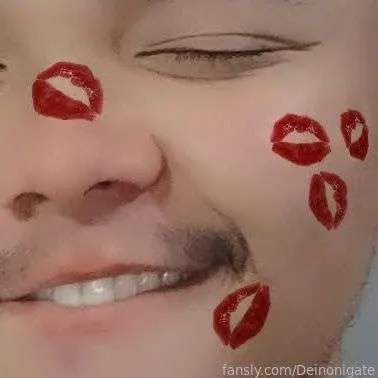 @Deinonigate