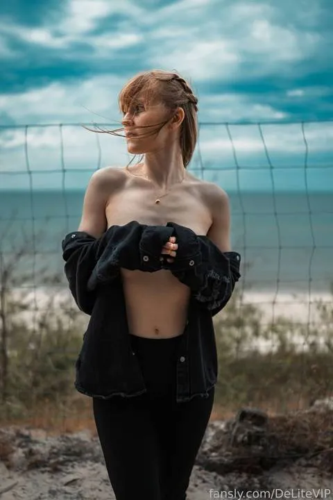 @DeLiteVIP