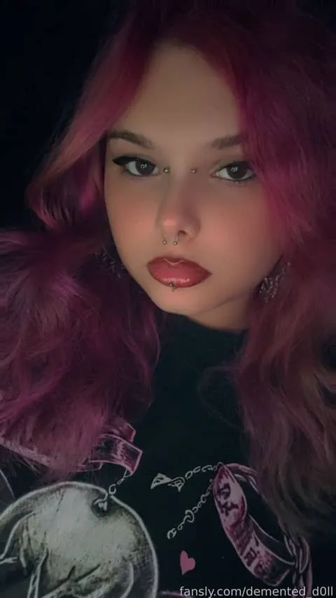 @demented_d0ll