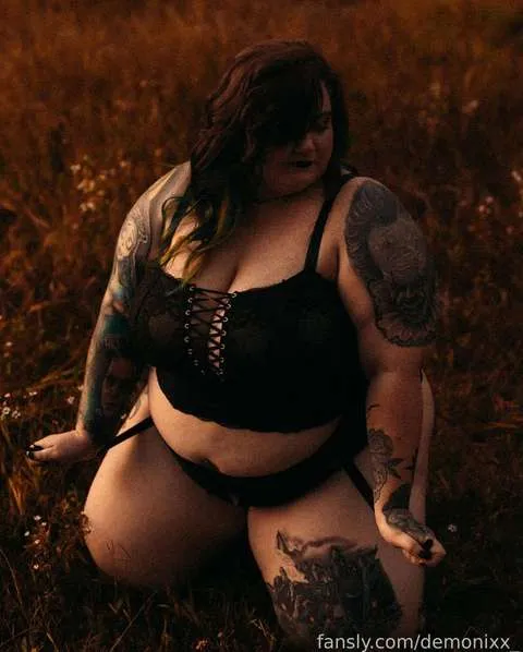 @demonixx_