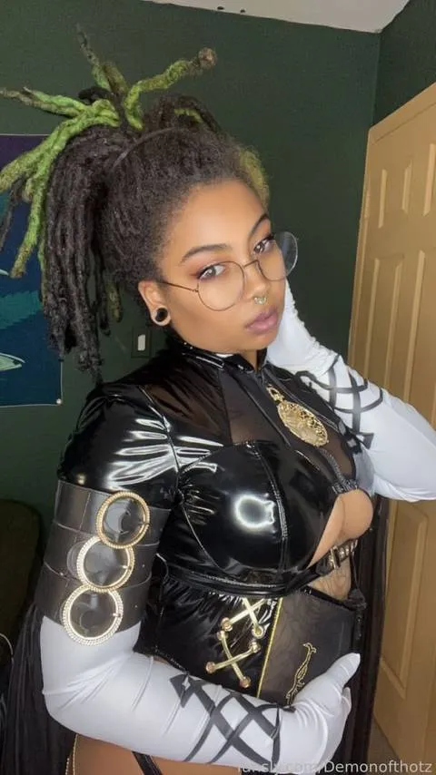@Demonofthotz