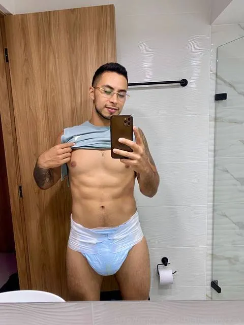@Diaperboyxxx