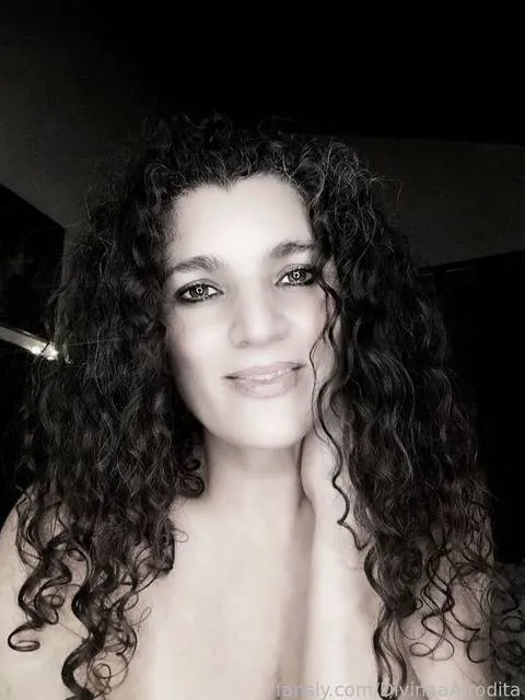 @DivinaaAfrodita