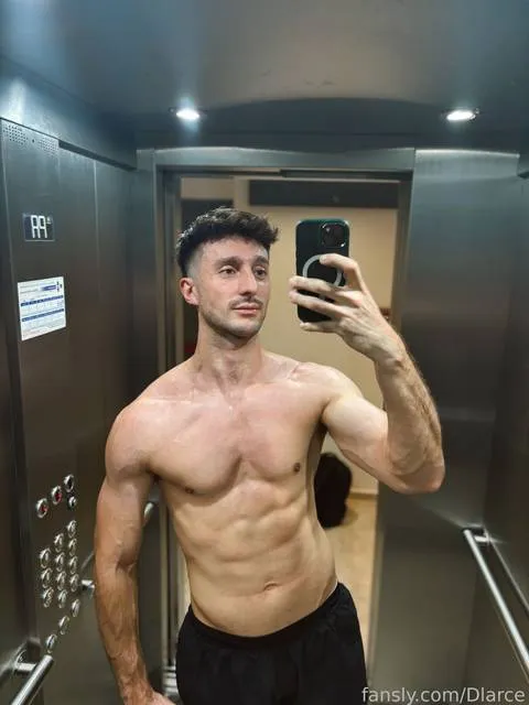 @Dlarce
