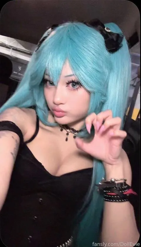 @DollEvie