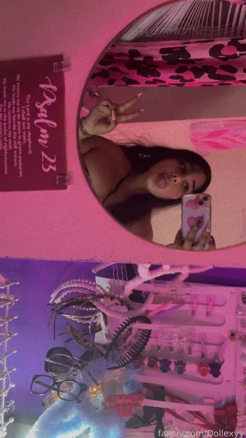 @Dollexyy