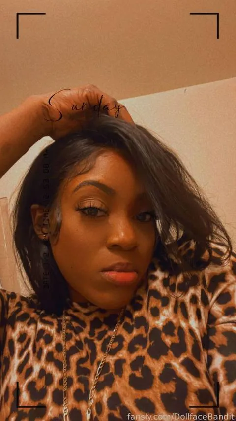 @DollfaceBandit