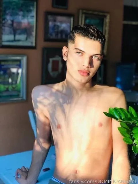 @DOMINICANGAY1