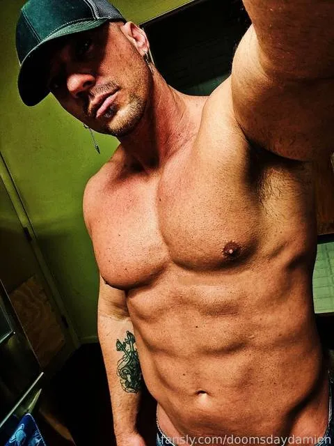 @doomsdaydamien