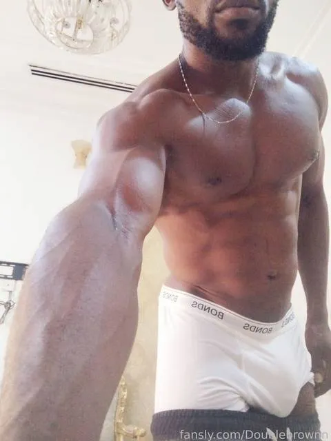 @Doublebrownn