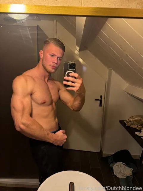 @Dutchblondee