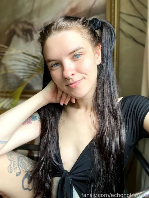 @echonoirVIPee