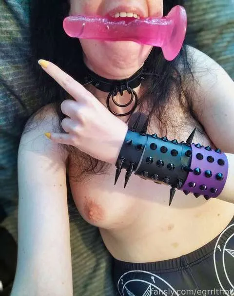@egrrlthot