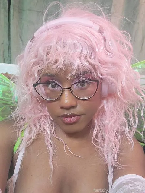 @Elfeebee