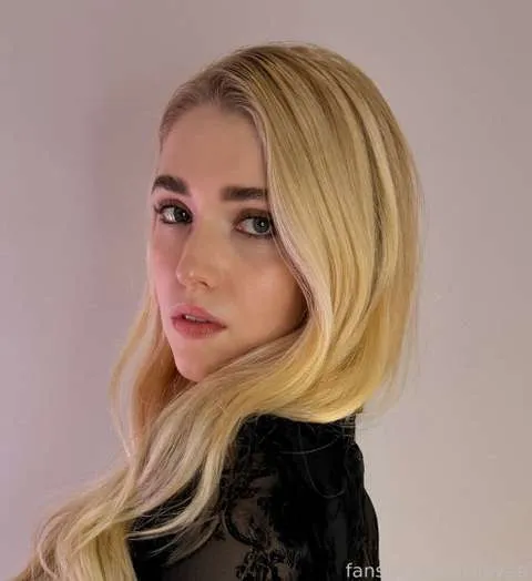 @Eliilovee
