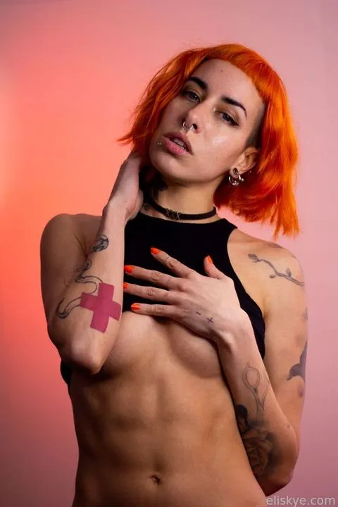@eliskye