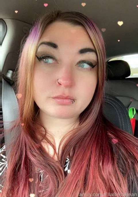 @EllaBellaBean