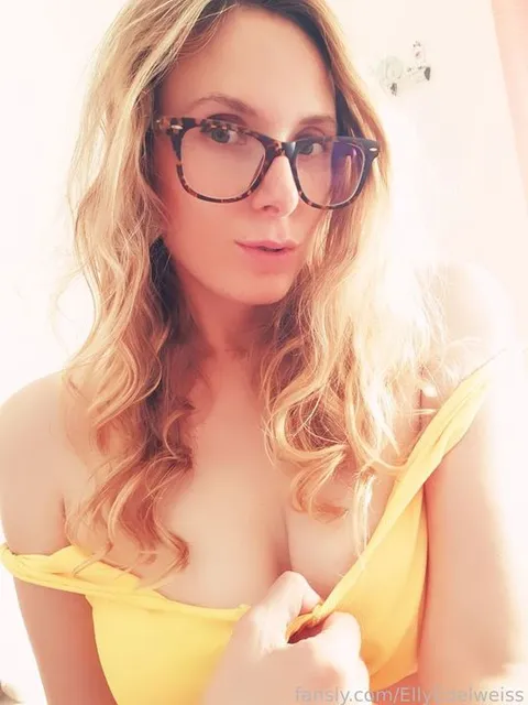 @EllyEdelweiss