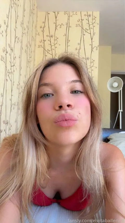 @elvitaballerina
