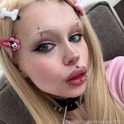 @emoangel2002