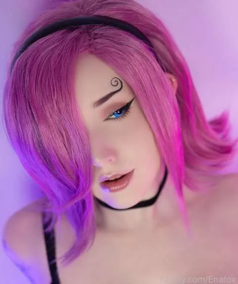 @Enafox