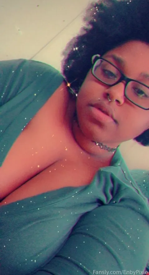 @EnbyPixie