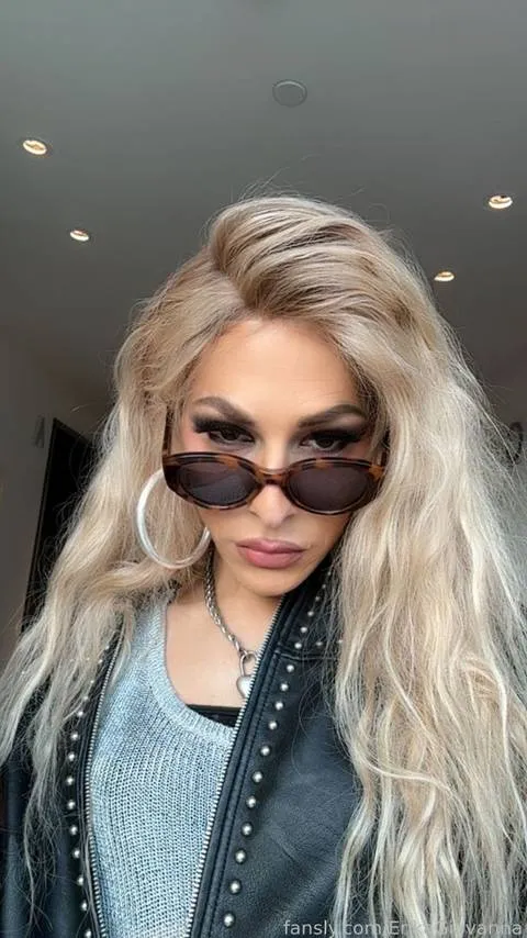 @ErikaGiavanna