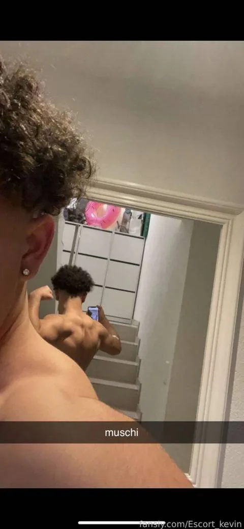 @Escort_kevin