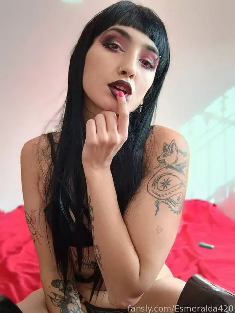 @Esmeralda420