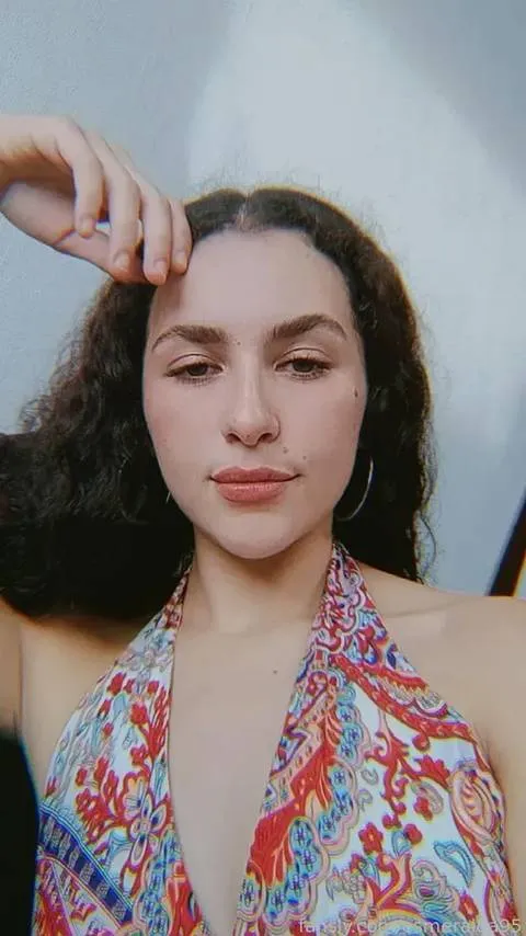 @esmeralda95