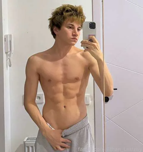 @Ethan_Lestray