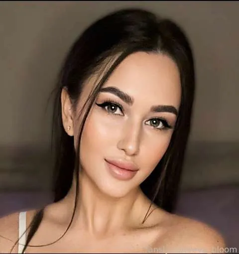 @eva_bloom