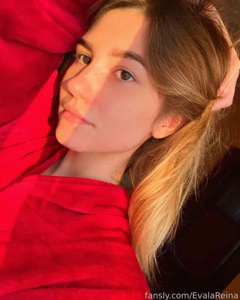 @EvalaReina