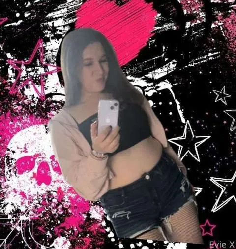 @Evie_X