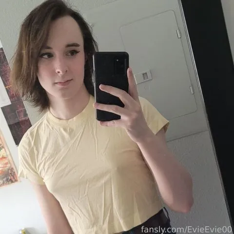 @EvieEvie00