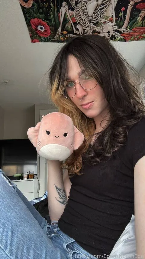 @EvieGoesHard