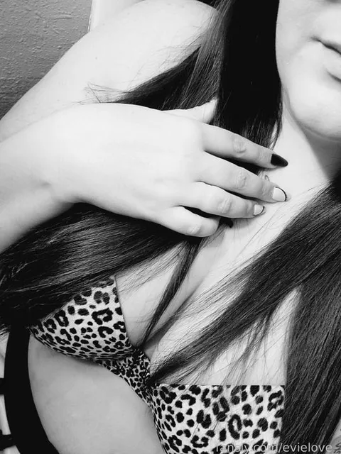 @evielove_