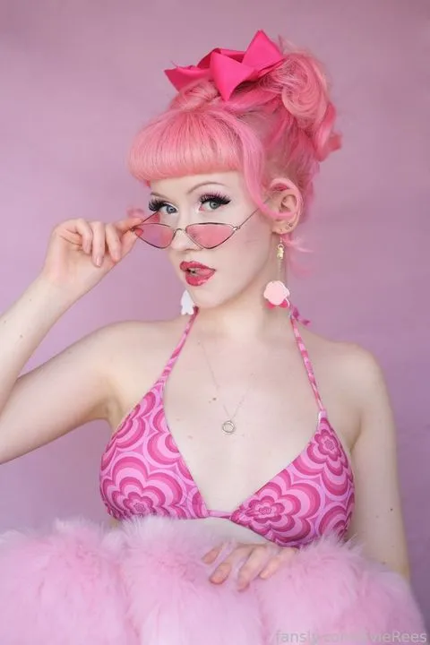 @EvieRees