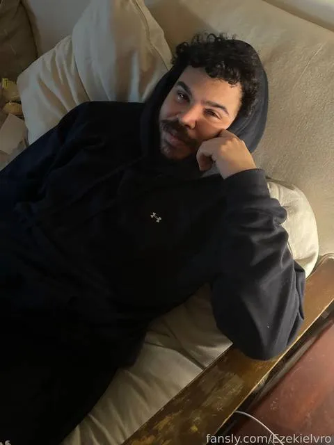 @Ezekielvro
