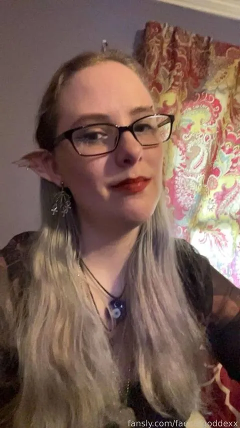 @faecatgoddexx