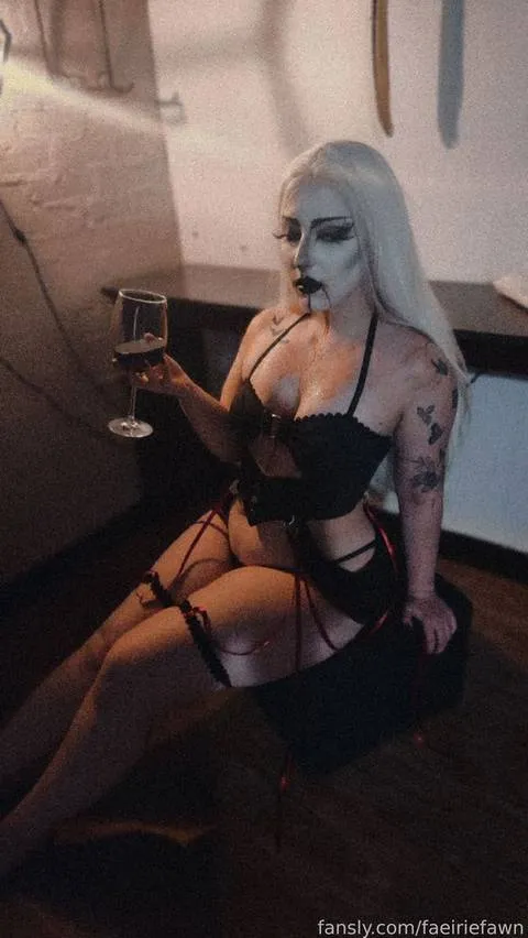 @faeiriefawn