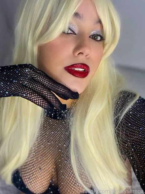 @fanslyserena
